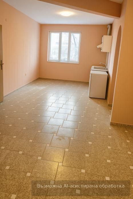 Тристаен апартамент  в гр.Варна, Колхозен пазар!