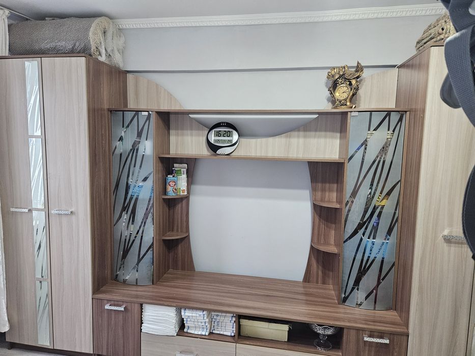 Стенка в гостинную