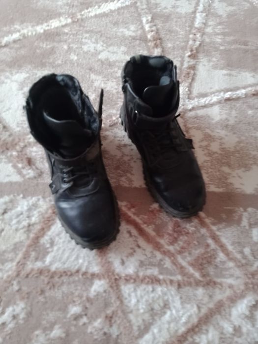 Етік сатылады. Етік