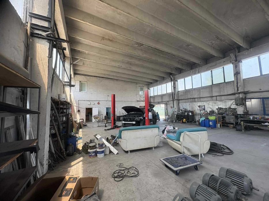 Дава се под наем Промишлена сграда в София, Военна рампа - 500 кв.м за 3500 € - Снимка #9