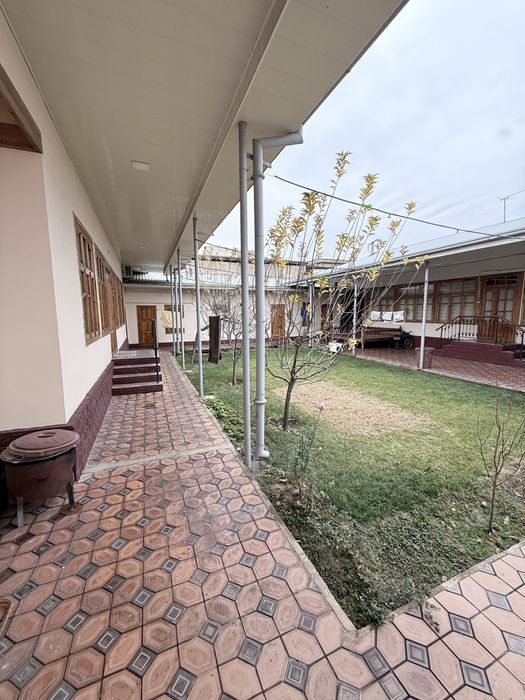 Ховли сотилади Тошкент шахар бектемир тумани 6 сотих яшашга тайёр уй