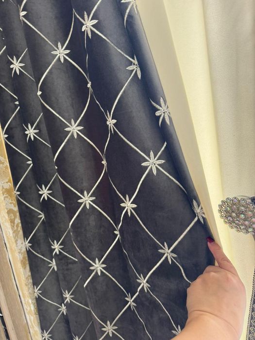 Продам шторы в зал