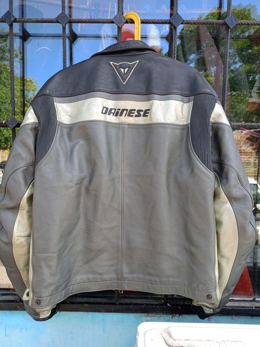 Мото яке с протектори Dainese