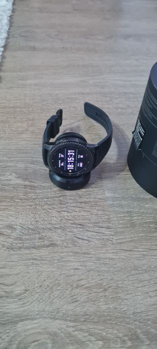 Часы Самсунг S3 frontier