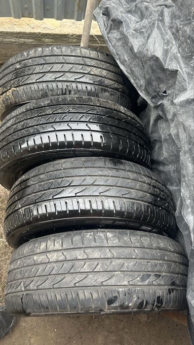 Шина R17 215/55/R17