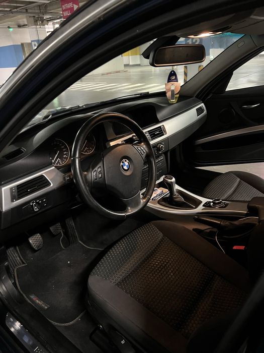 BMW 3 Series 2010 — imagine 5