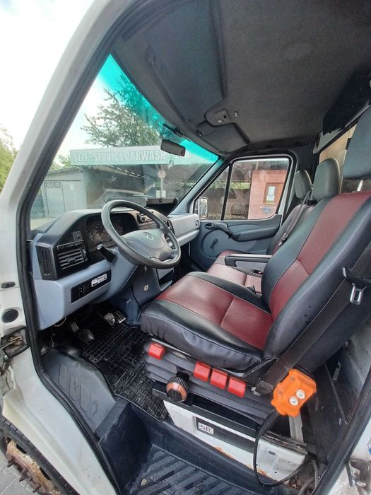 Mercedes 2.9 basculabil, bena 2,20/2,00 stare impecabila!