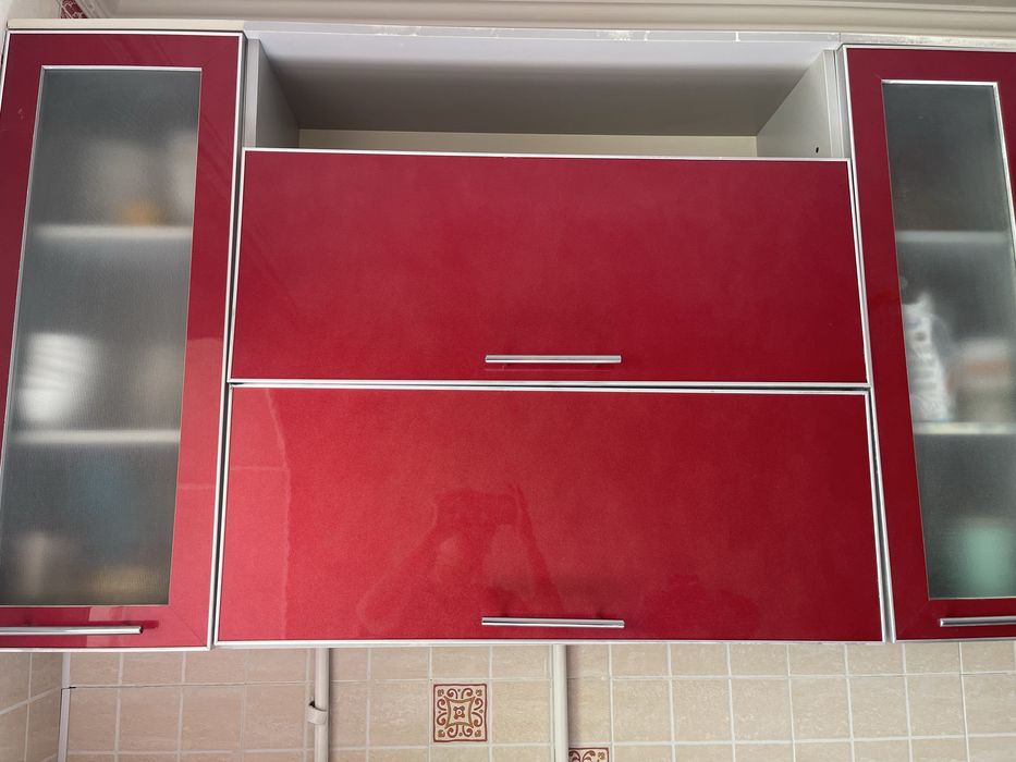 СРОЧНО!!! Продам за 40 тыс кух гарнитур