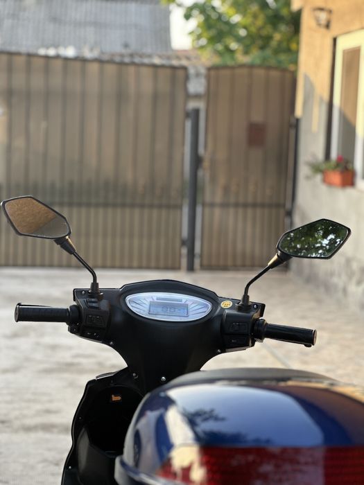 Vand scuter electric