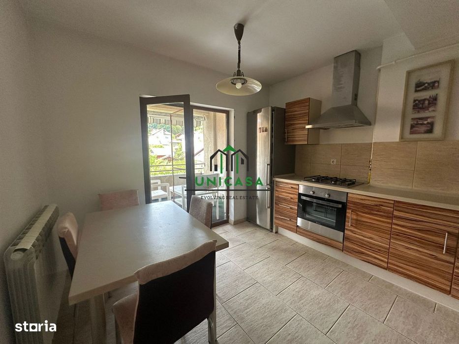 Apartament de inchiriat - 3 camere - Zona Nord