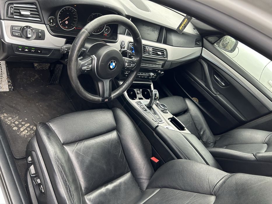 Plafon negru trapa bmw f10 m pachet faruri full led bmw f10