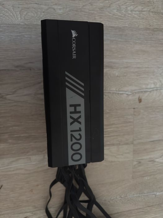 Corsair Hx1200W с проблем