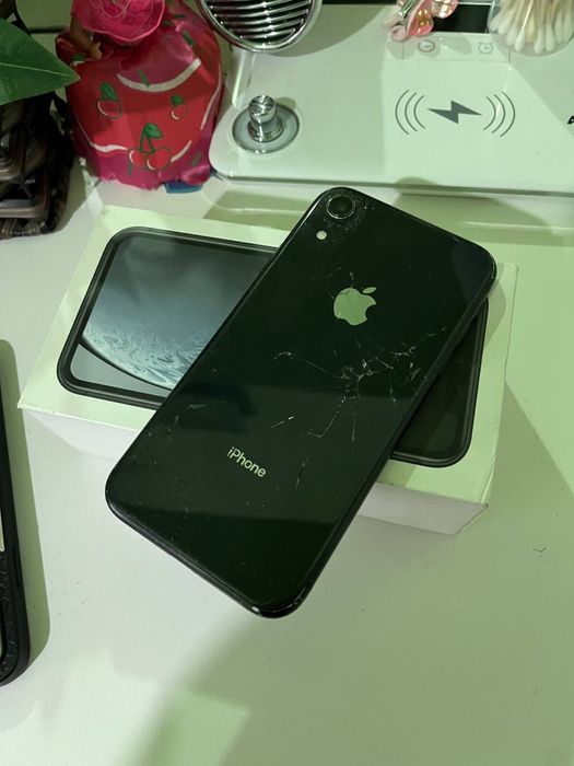 Айфон хр 265гб 75%.