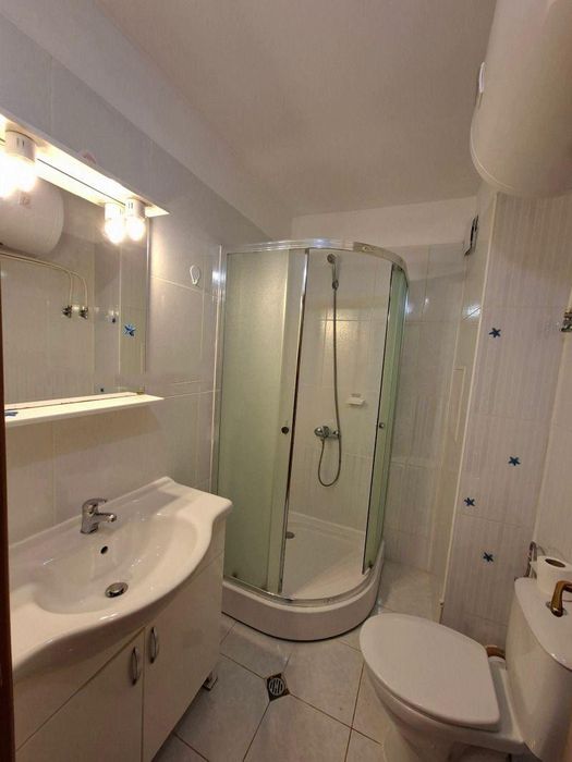 Дава се под наем Двустаен апартамент в София, Белите брези - 72 кв.м за 747.66 € - Снимка #2