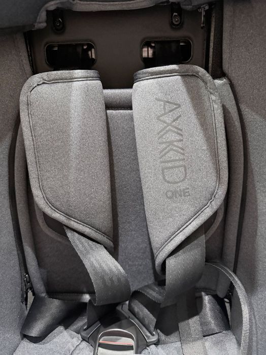 Детско столче за автомобил AXKID One
