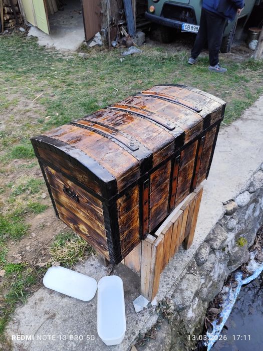 Стар сандък(реновиран)