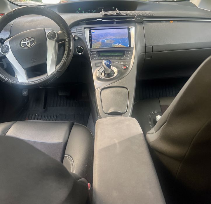 Totota Prius 2010 hibryd,benzina+gpl