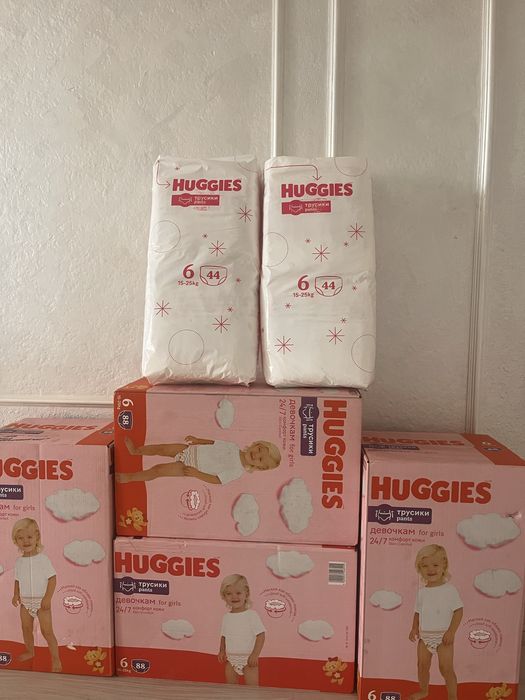 HUGGIES памперс блок