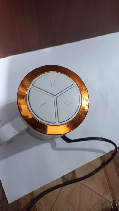Продам Блендер измельчитель Рабочий. Модель SCT-2012