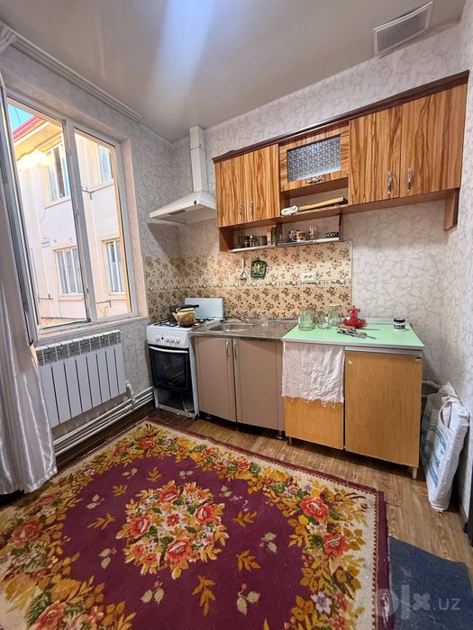 Продаётся 1 комнатная квартира Мирзо-Улугбекский район Карасу 6