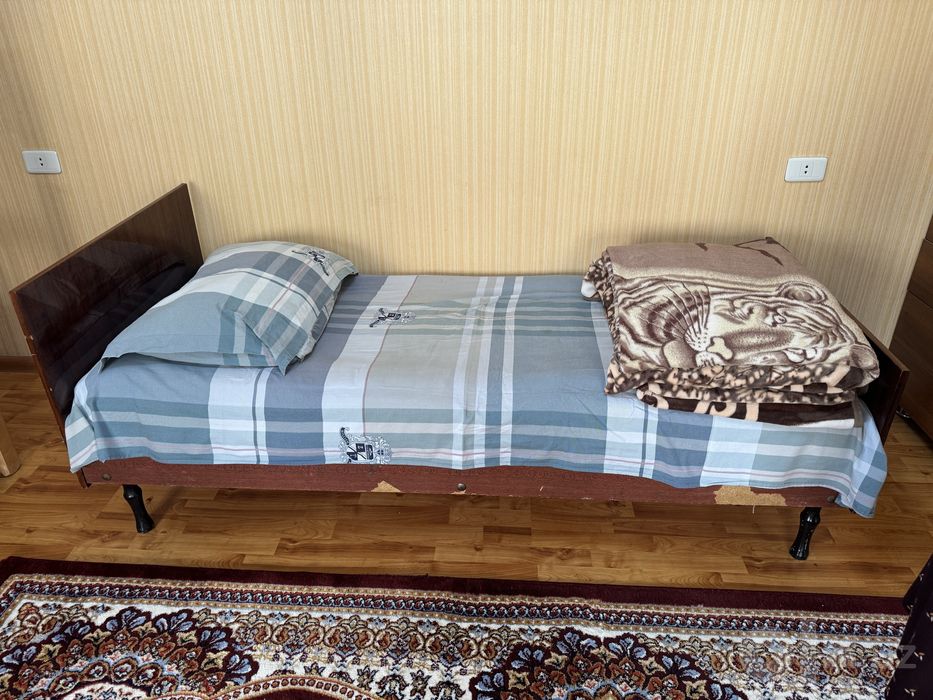 bir kishilik kravat