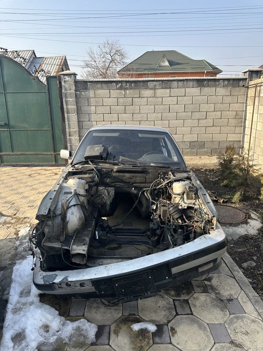 Продам машину бмв е34