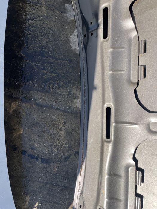 Капак Peugeot Partner 2022г