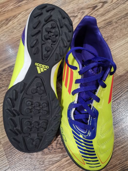 Спортни обувки Adidas