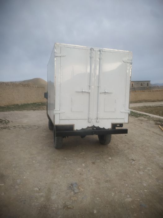 Uaz  sotiladi  pul zarir noldan terilgan