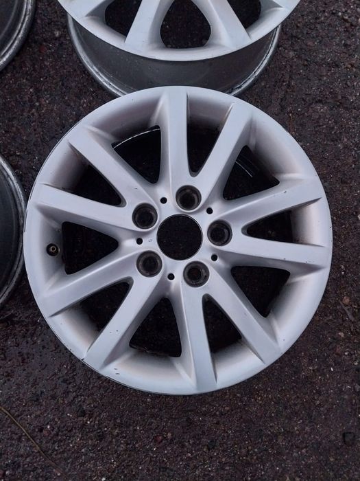 Диски R16 на BMW. Вылет ЕТ47.