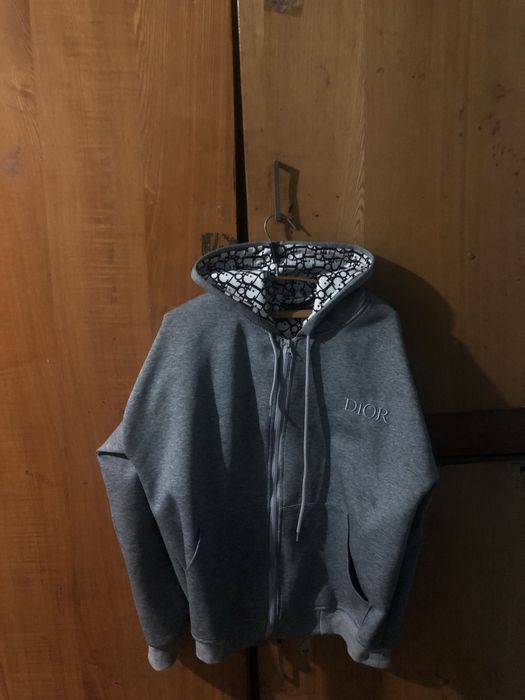 Dior spartivka seriy rang