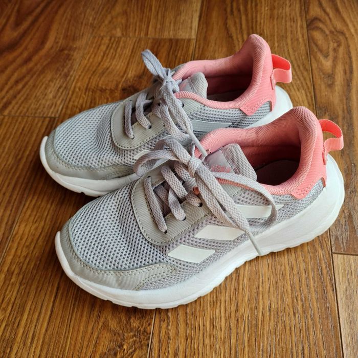 Adidasi fete marime 29 usori flexibili stare f buna