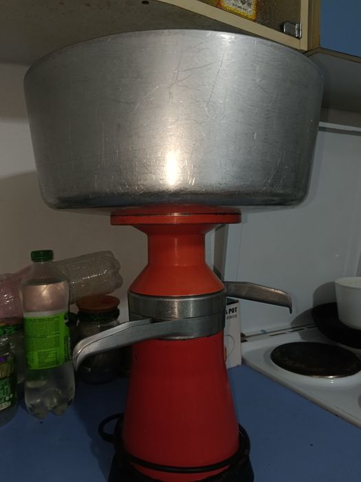 Продам сипаратор для молока