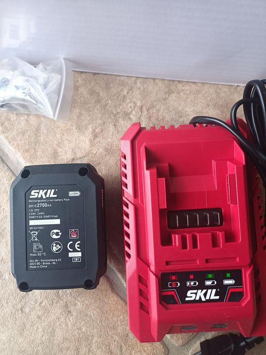 Mașină de înșurubat SKIL BOSCH 12 V