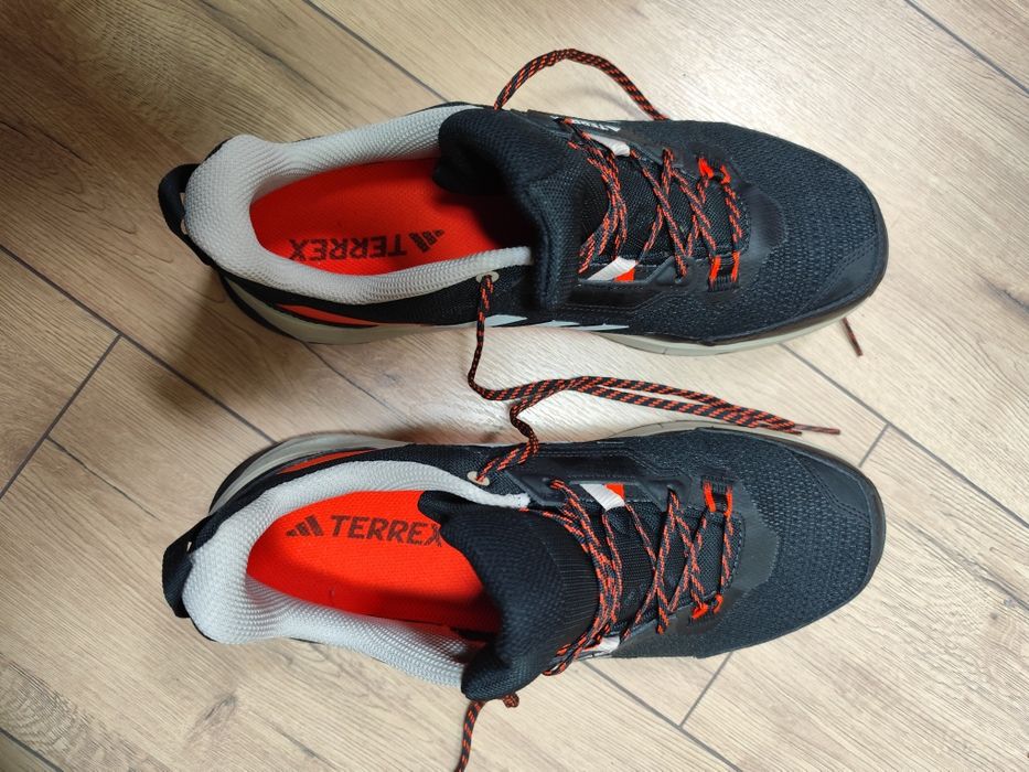 Adidas terrex AX4