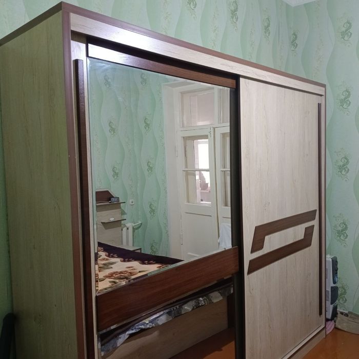 Продам спальный, стенка, трюмо