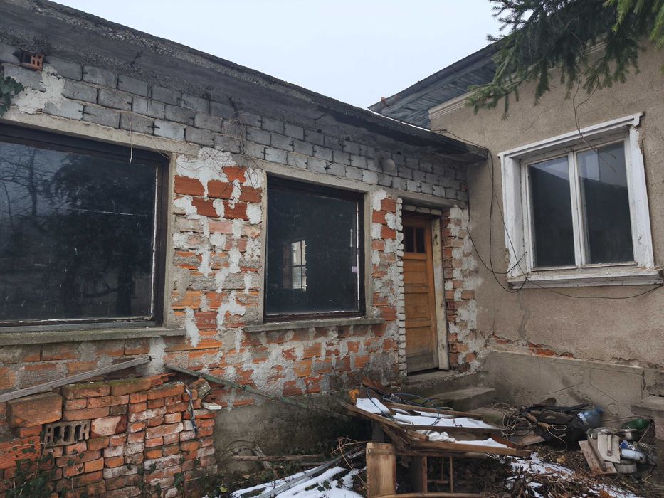 къща, Костенец,  РЗП 75м2 , двор 902 м2 , двоен гараж и къща за гости