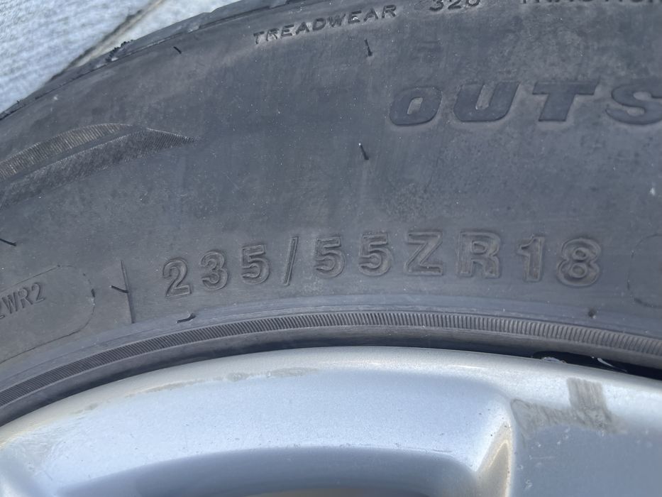 Джанти с гуми Audi A6 A8 235/55/18 8Jx18 Ауди А6 А8