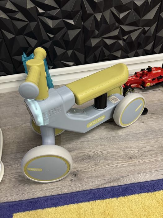 Tricicleta copii cu muzica si lumini