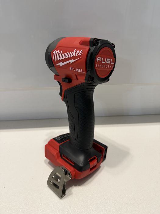 Milwaukee Fid3,masina de insurubat cu impact,226Nm