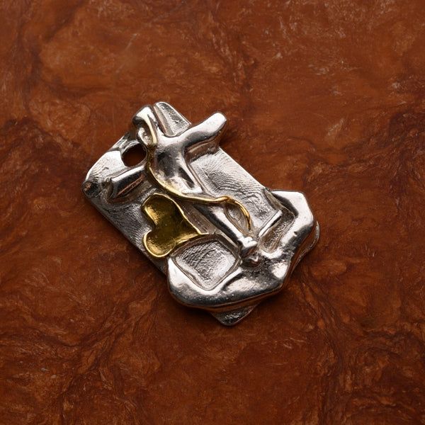 Сребърен медальон 925 „Вяра, Надежда и Любов“ със златни акценти