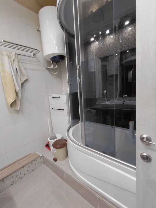 3 комнатная на ул. Абая ( ул. Ленина)