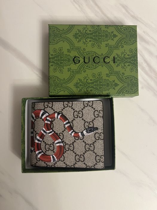 portofel gucci nou