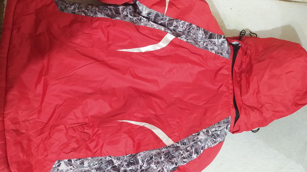 Зимняя куртка для девочки