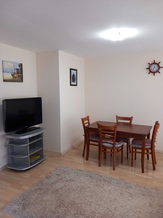 Дава се под наем Тристаен апартамент в Варна, Автогара - 87 кв.м за 663 € - Снимка #1