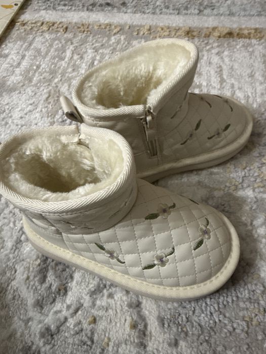 Сапожки уги для девочек