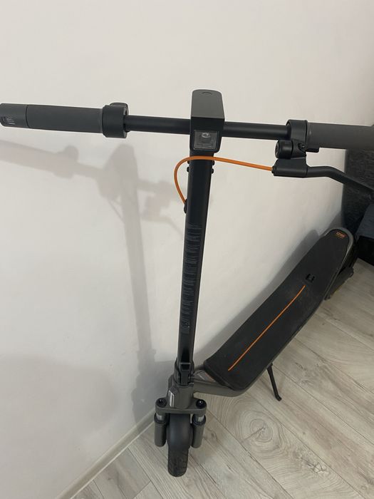 Vand trotineta xiaomi 6 noua