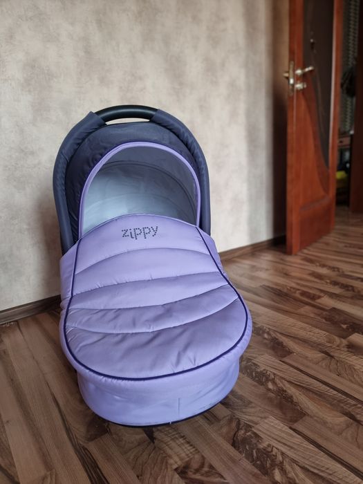 Продам коляску Tutis Zippy 2 в 1