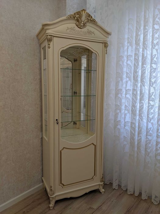 Гостиный набор "Мона Лиза" цвет крем . В хорошем состоянии.