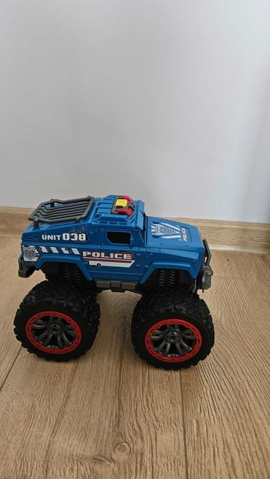 Hot wheels камион, Dickie toys полицейски джип